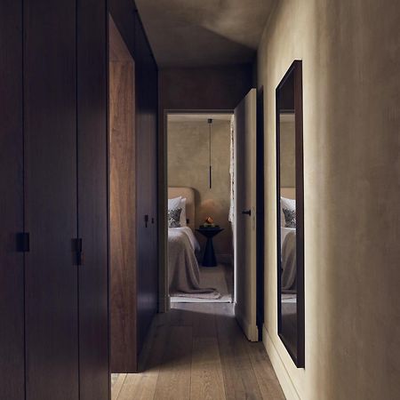 Botanic Sanctuary Antwerp - The Leading Hotels Of The World Экстерьер фото A bedroom at the hotel