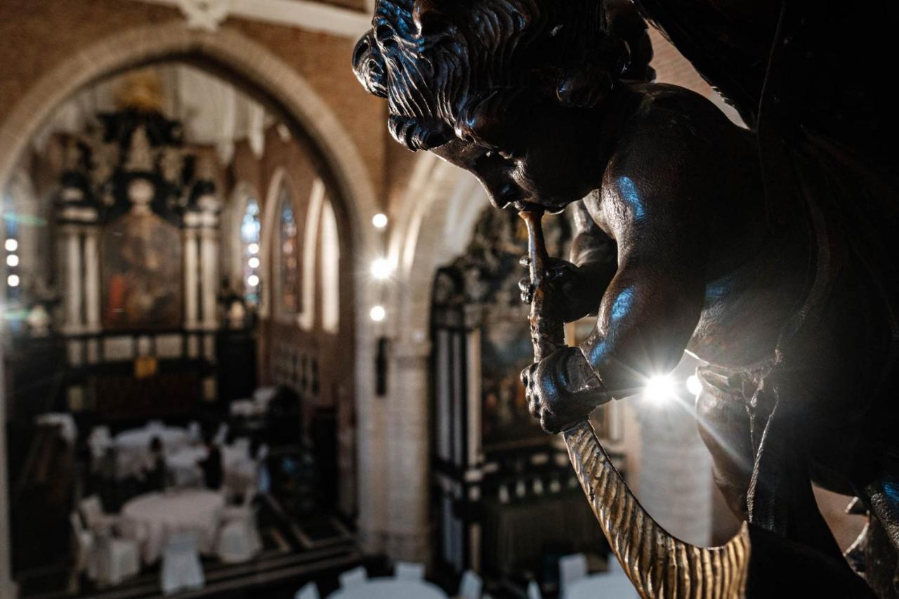 Botanic Sanctuary Antwerp - The Leading Hotels Of The World Экстерьер фото The Bull, 2019